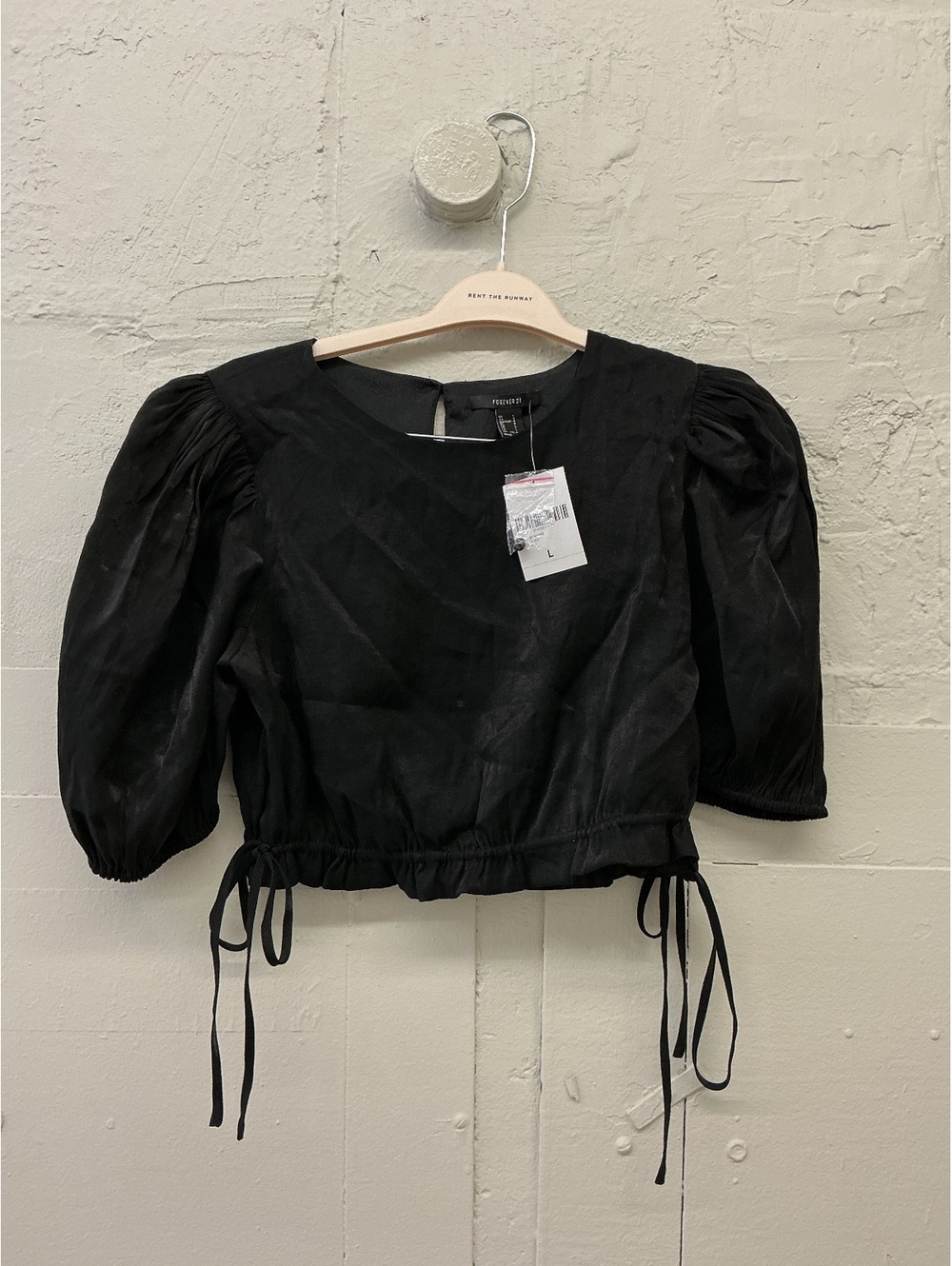 Forever 21 Black Puff Sleeve Crop Top